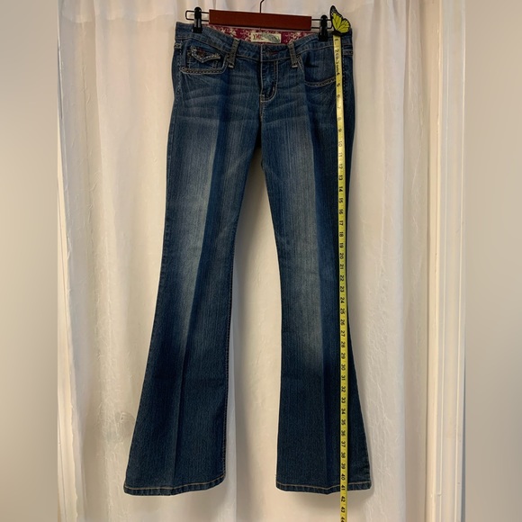 Blue Jeans Women - Picture 8 of 10